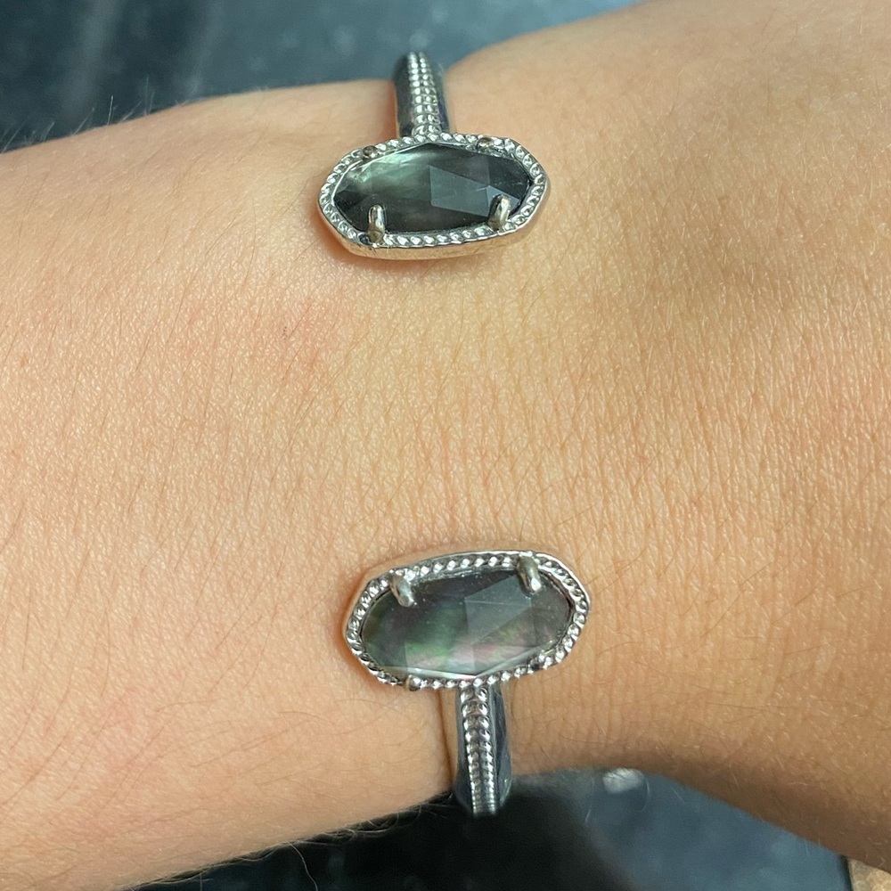 Kendra scott bracelet